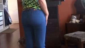 I show my big ass with my jeans on and my jeans down, they caress me and want to fuck me