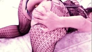 Pareja argentina disfrutando del morboamor anal plug látigo en el telo esposa puta lencería