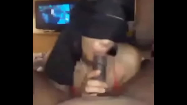 Hip getting head from yellow bone from the west side of Detroit