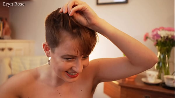 Scarlot Rose Full Head Shave with Eryn Rose