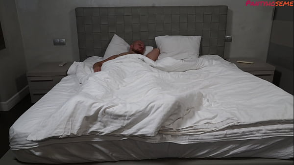 Shakkira Wakes Stud From His Sleep and Fucks Him