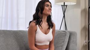 Busty Teen Sucks Cock In Car Before Getting Railed By Lucky Casting Agent