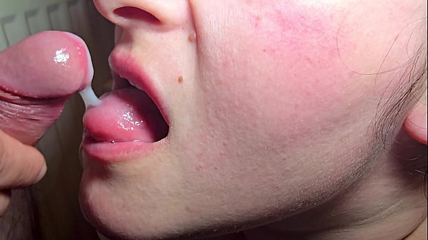 Close up Blowjob – Every drop on the tongue awakens a new fire in her