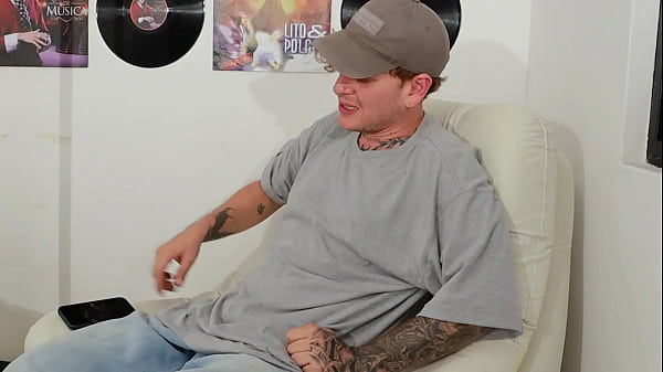 FUCKING A BIG DICK FAN I MET ON THE SEX DATER APP – AMBAR PRADA