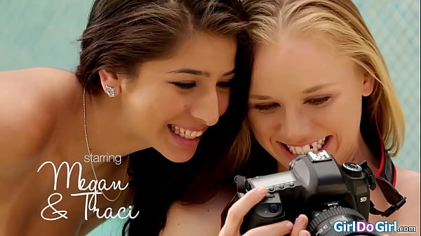 Big tits petite Latina teen licked in the swimmingpool by gf