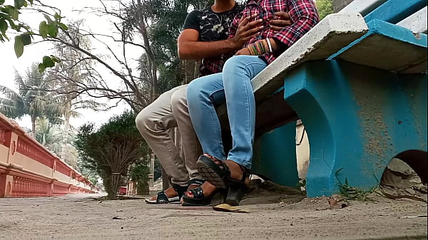 Cheating the girl, I met in the park and xxx rough painful fucking in the OYO room with clear hindi audio