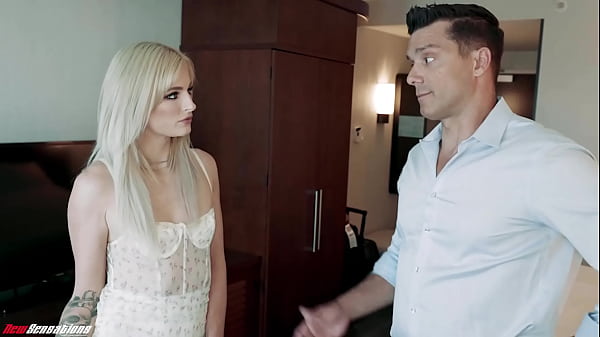 New Sensations – Super Hot Milf Squirts All Over Me (Hyley Winters)