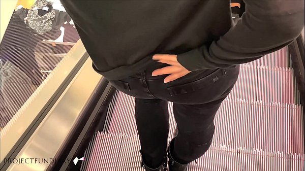 spontaneous sex in public changing room – projectfundiary