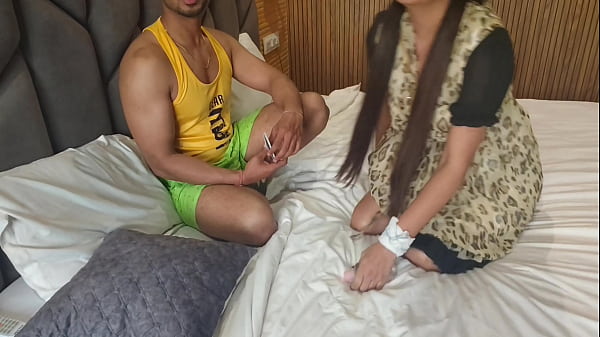 Stepdad sex with stepdaughter on pretext of oil massage Stepfather by stepdaughter on the pretext of oil massage