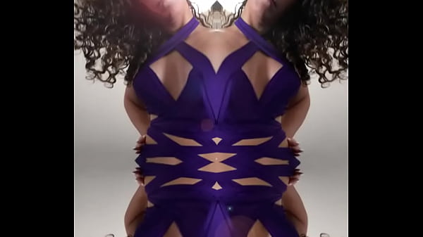 Strange sexy purple dress with awesome black heels. I like the dress and Jewels was not a fan, what do you think?