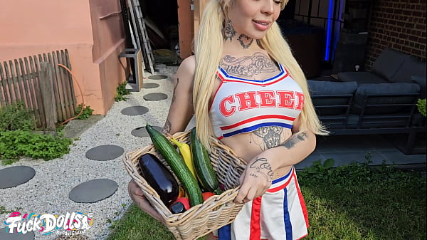 Summer Anal Vibes goes WET, Kyra Sex MILK OVERFLOW & Vegetables Ass insertions, Gape, Butt Rose licking, Piss in ass