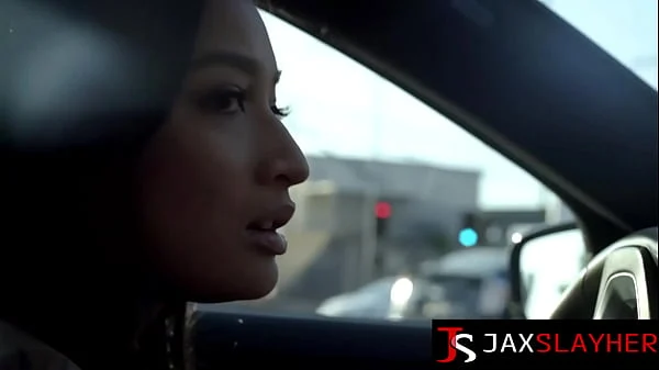 Petite Avery Black Blows BBC In The Car Before Start Fucking