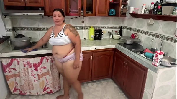 SEXO CON MI AMANTE EN LA COCINA ANTES DE VIAJAR