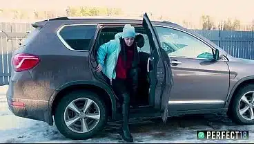 Amelia Ost makes her Freezing Fingers all Warm and Moist at Perfect18