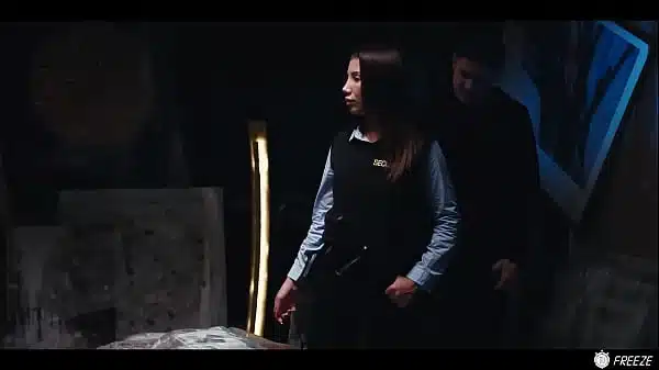 Female Security Girl Tricked Into Giving Handjob – Italian Babe Layla Scarlett Time Stop Freeze Porn