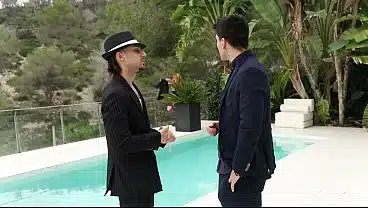 Italian Multimillionaire Falls for Maid and There’s a Wild Threesome – Luna Black