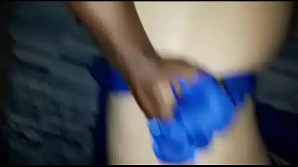 magrinha tarada faz festinha com comedor bem dotado e fode d4 até gozar na rola grossa