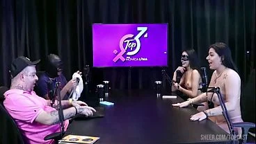 Negão Pauzudo, fudeu 2 casadas de uma vez ao vivo. Lucas Ferraz, fudeu a mOnica Lima e a Nayra novinhos da imperium ao vivo para todo mundo.