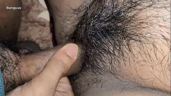 Sharing Bed with my Stepmom Gave Me Handjob in the Until I Cum