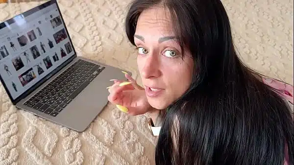 Stepdaughter chose a costume for Halloween and wanted to take her Stepdad dick in her mouth and suck it deeply while her Stepmom wasn’t home.