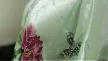 BOKEP INDO GAK SENGAJA CROT DI DALAM, AUTO KE ENAKAN