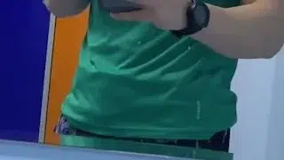 ласкаю себя в раздевалке спорт зала