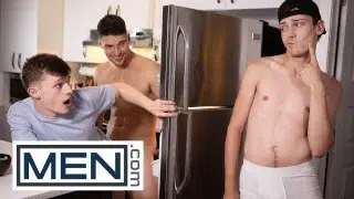 MEN – Malik Delgaty Bumps Into His Roommate Jake Preston Who Is Interested For His Hard Dick