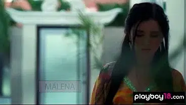 Naked brunette Ukrainian teen Malena Fendi reveals her mysterious pussy