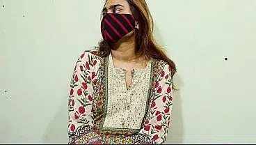 Nokar Ne Horny Malkin Ko Chod Dia Hindi Audio