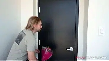 Pegas Productions – Princess 69 Se fait Enculer par une Grosse Queue Noire