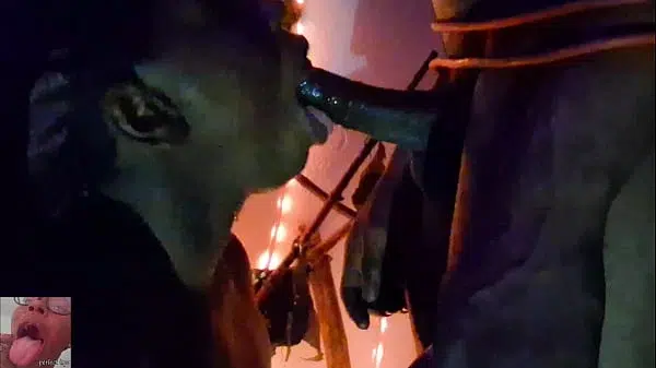 PERFECT LIPS-gets spooky and sucks dick on halloween