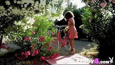 Petite big tits Jenna Foxx hot posing before passion striptease session