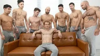 Sexy sloppy cumdump gets nice ass bred