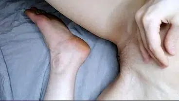 Teen Pussy Deep Bikini Waxing