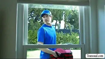TS Stepmom fucks the big cock of delivery man