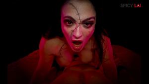 La moglie troia di Beetlejuice mi succhia l’anima la notte di Halloween