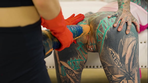 Anal pornstars anuskatzz and stacy bloom – ATM lesbian pussy licking big dildo XL sextoy halloween special play