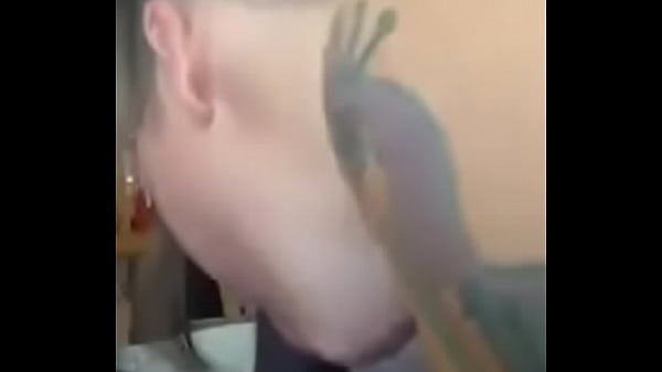 E33EFF54-5D16-416C-A788-FFA22485E7B8.MOV