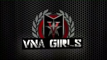 Hot Lesbians Vicky Vette, Sunny Lane And Jenna Foxx Play With A Dildo!