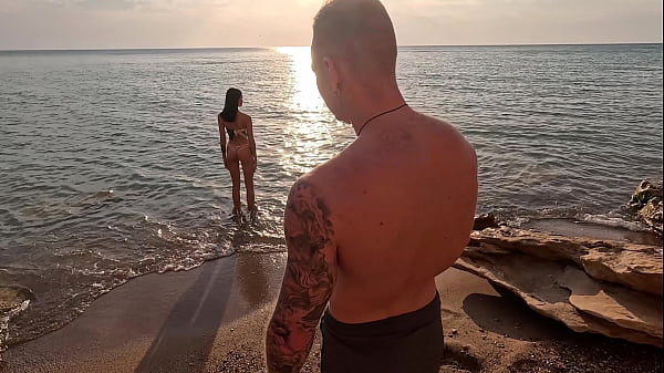 I took slender Eva Tender to a beautiful place by the sea and received thanks in the form of anal