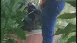 Me graban mientras orino