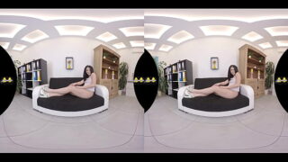 Virtual Pee – Jessica Lincoln finger fucks and pisses on the floor – VR