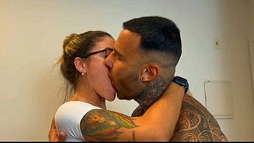 Vizinha Pediu Açúcar e Levou Rola Grossa no Cu – Rangel Carlos & Tatuado